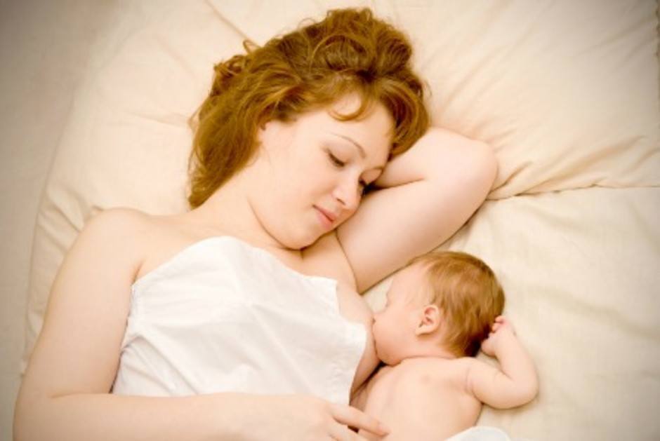 baby breastfeeding sleep